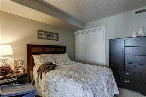 4K Spadina Ave #1010 — Photo 14