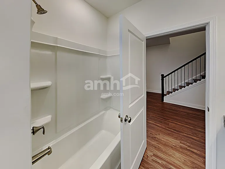 7076 Creeksong Dr — Photo 21