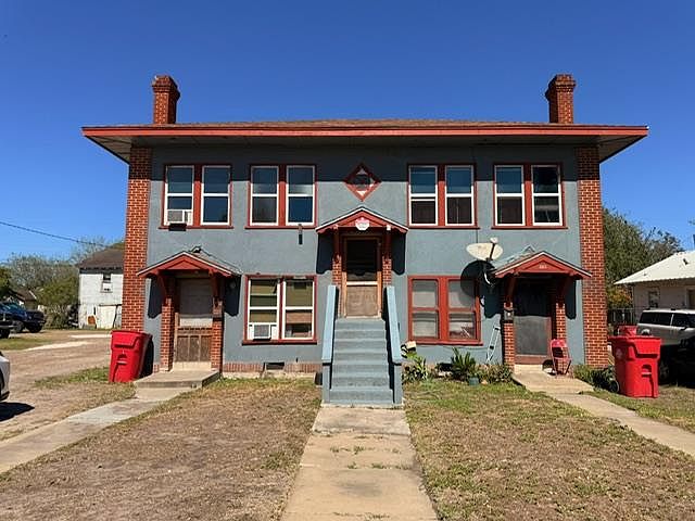 1st image of 323 E Avenue C St