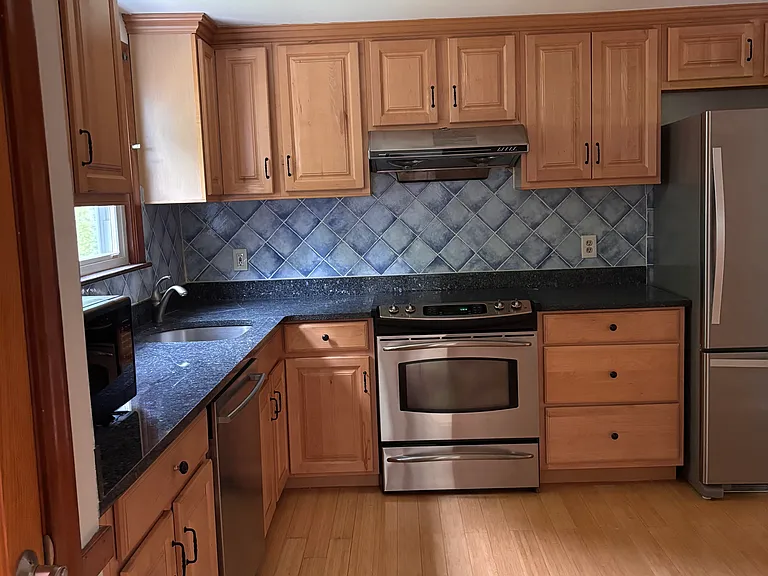 10 Cedar Ridge Dr — Photo 6
