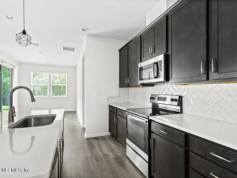 3067 Alpin Dr — Photo 11