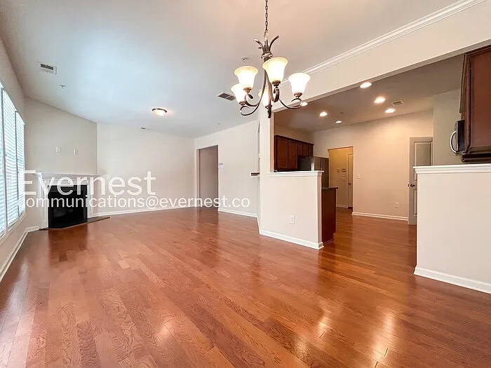 1786 Caswell Pkwy — Photo 5