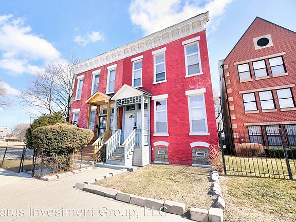 2nd image of 4203 S Langley Ave #2