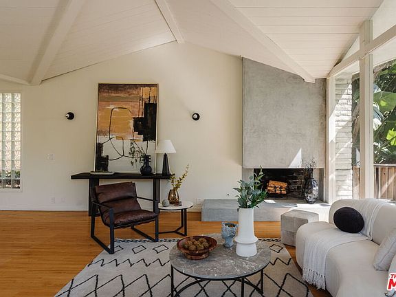 3rd image of 7229 Senalda Rd