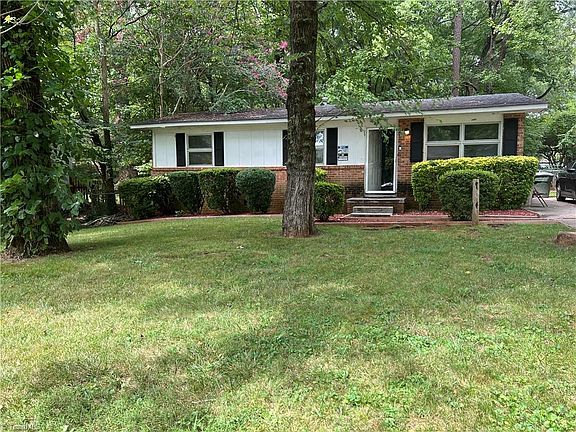 2nd image of 3207 Dreiser Pl