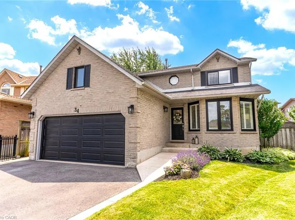 34 Amblecote Pl, Hamilton, ON L8W 3E9