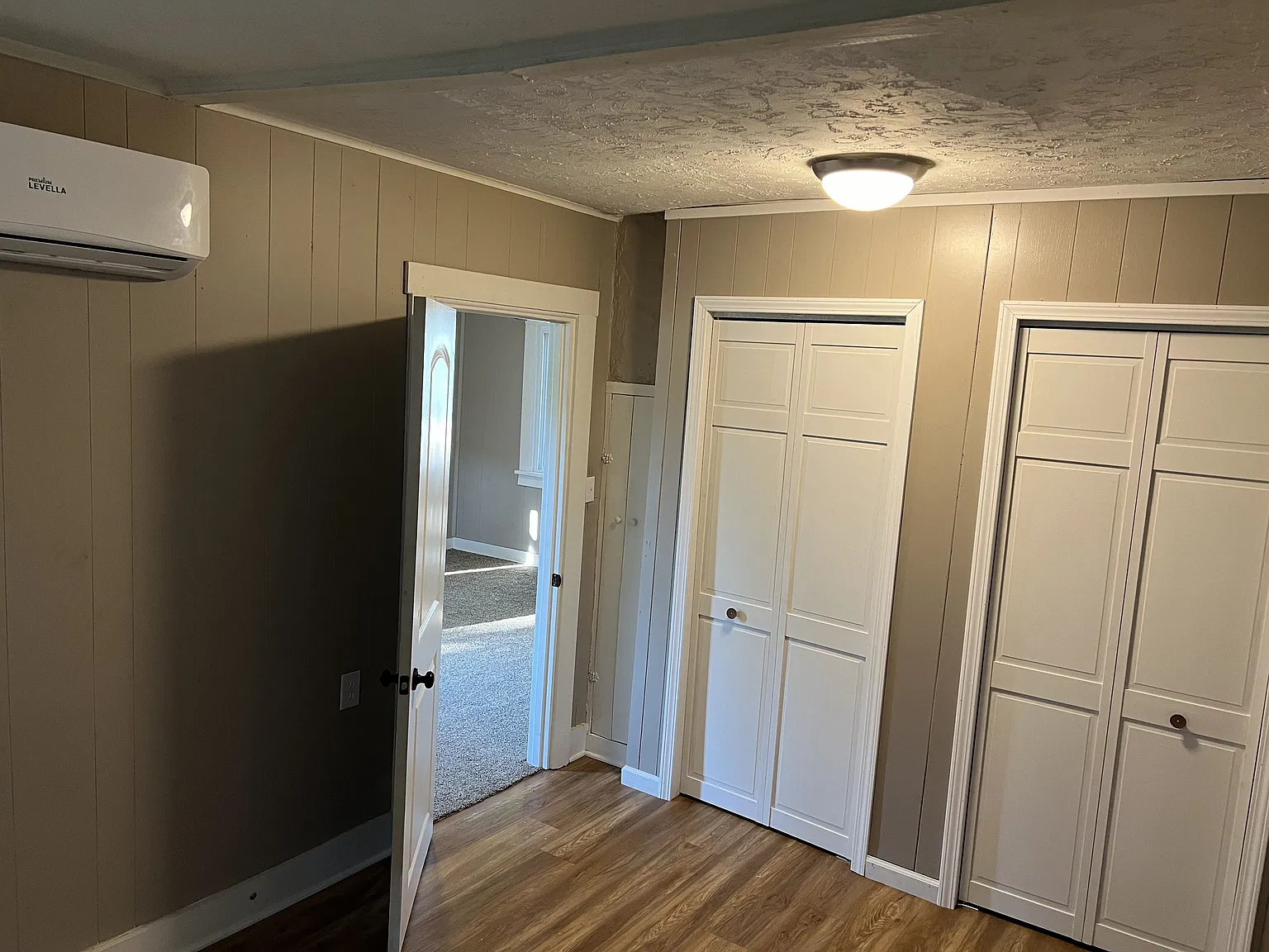 1 bed, 1.0 bath, 800 sqft, $825 — Photo 2