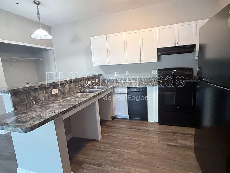 Jefferson Pointe — Photo 29