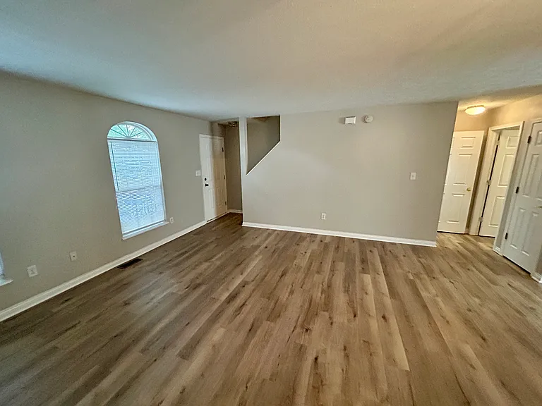 3039 Armory Dr — Photo 8