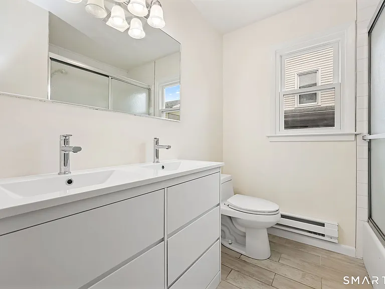 2 Grange St #2 — Photo 5