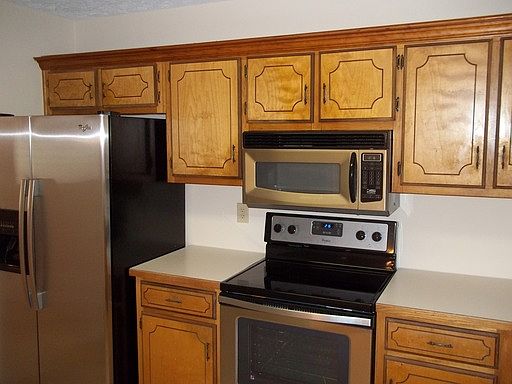 4th image of 50 Hoglen Dr #1
