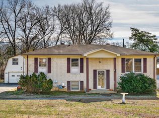 213 Joslin Ave, Gallatin, TN 37066