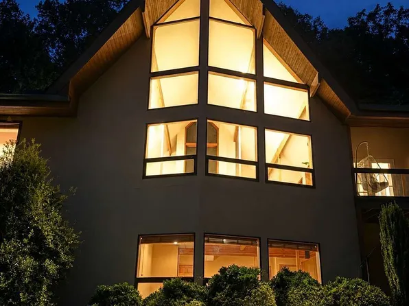 7410 Breeze Bay Rd, Cumming, GA 30041