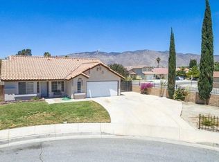 1105 Don Carlos Ct, San Jacinto, CA 92582