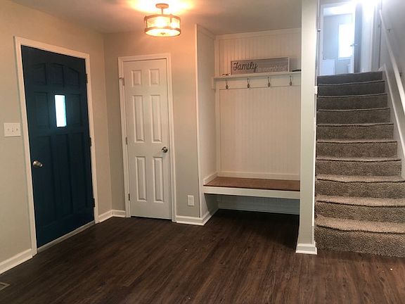 2nd image of 1020 Pine Ln
