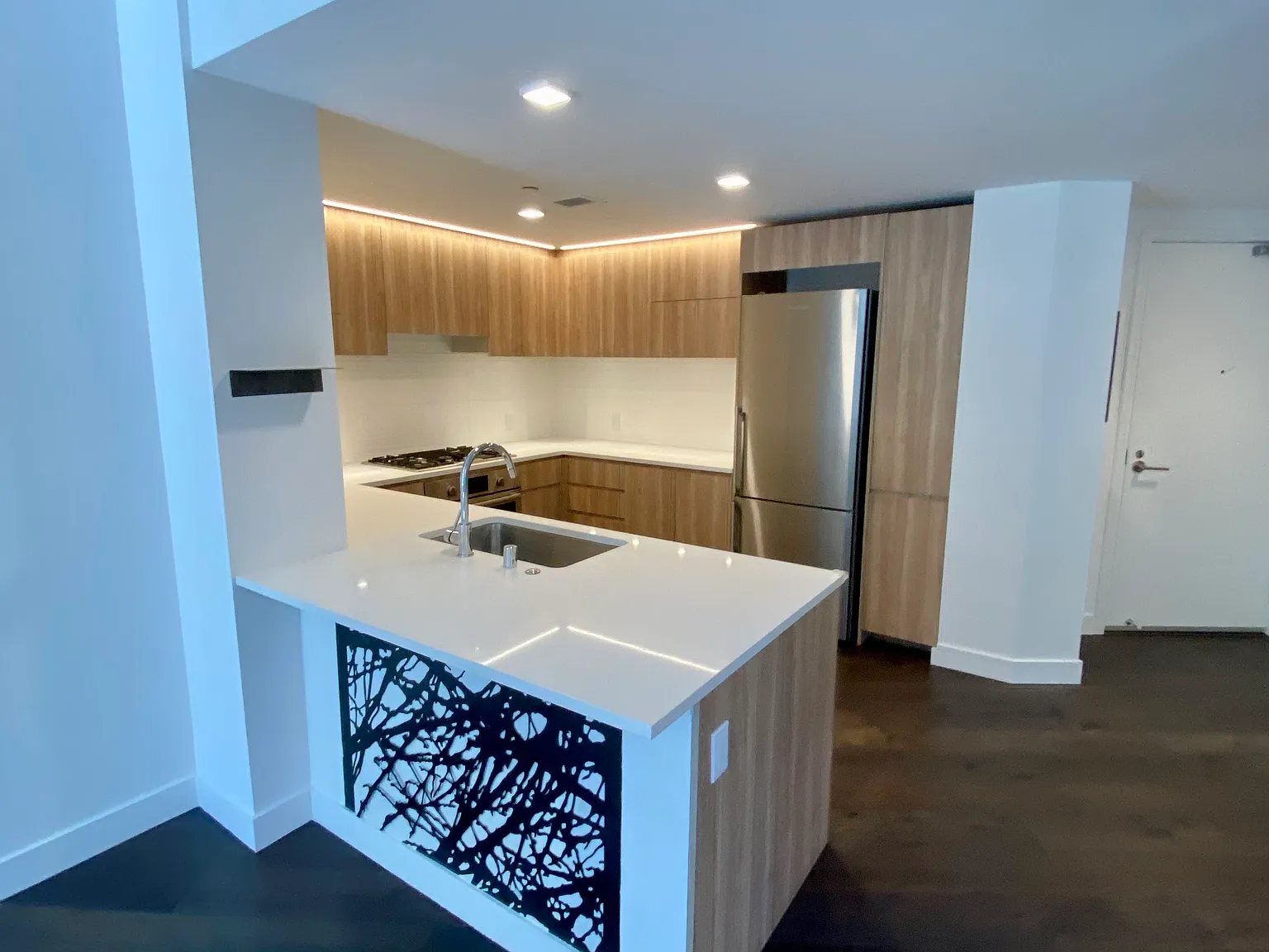 1 bed, 800 sqft, $5,200 — Photo 3