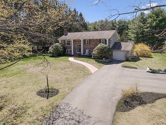 4th image of 138 Benjamin Rd