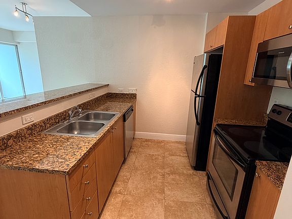 5th image of 2694 Inagua Ave