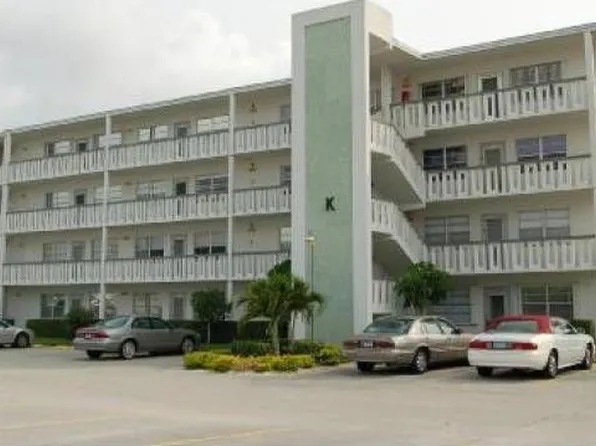 292 Wellington Cir #K-2920, West Palm Beach, FL 33417
