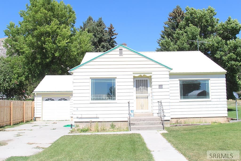 122 N East St, Arco, ID 83213 MLS 2156263 Zillow