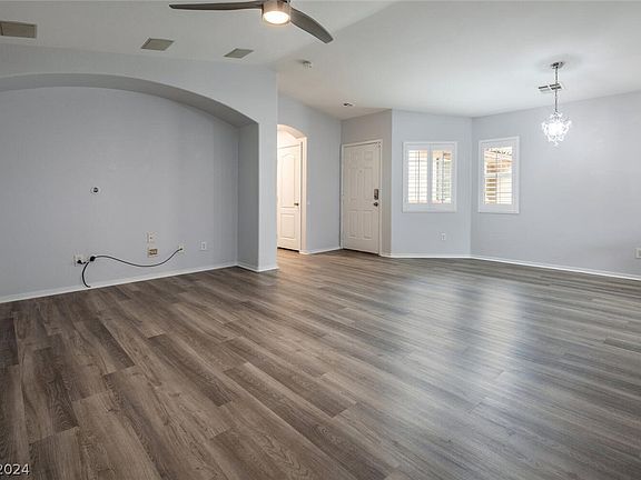 5th image of 9365 Borough Park St