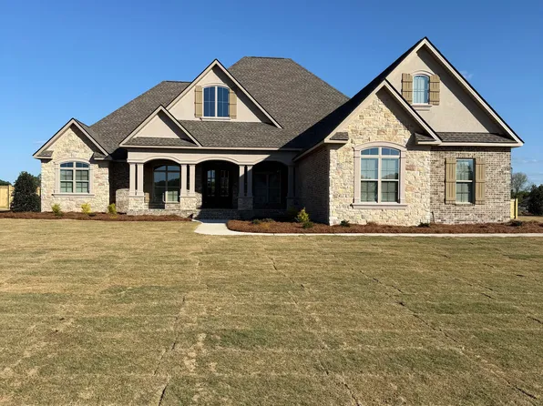 200 Farrell Way, Perry, GA 31069