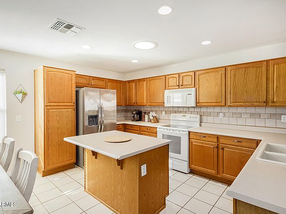 2nd image of 43917 W BEDFORD Drive