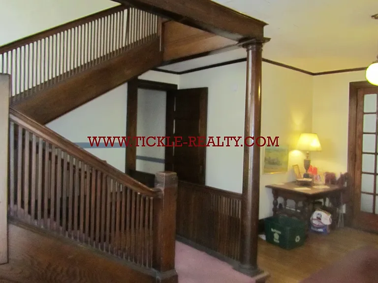 242 Oxford St — Photo 9