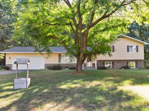 14080 Heritage Dr, Big Rapids, MI 49307