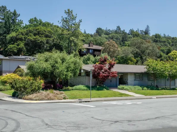 1671 E Foothill Drive, Santa Rosa, CA 95404