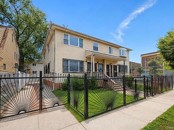 3rd image of 11705 145th Street