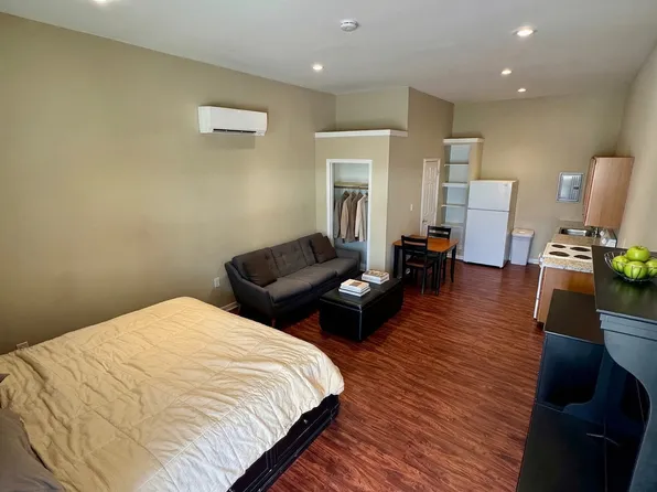 2200 Mount Carmel Ave, Glenside, PA 19038