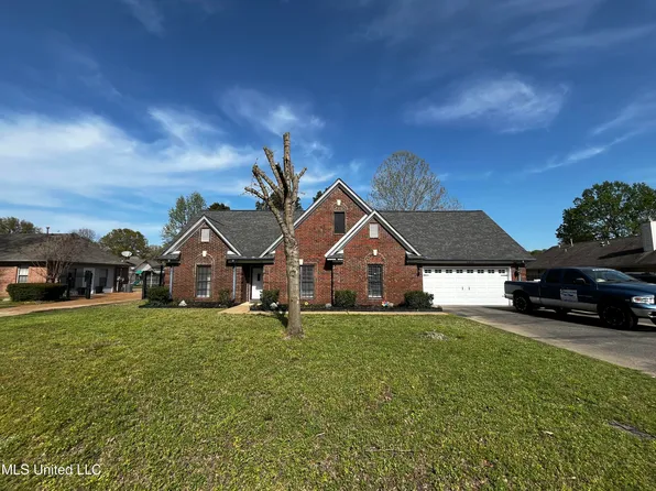 5302 Plum Tree Dr, Southaven, MS 38671