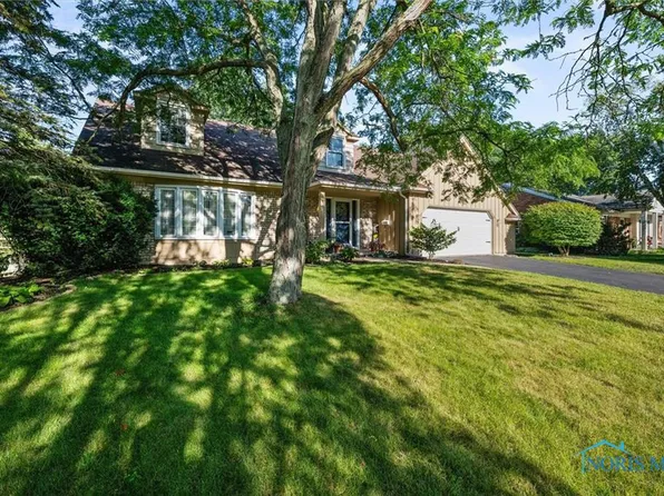 6050 Wakefield Dr, Sylvania, OH 43560