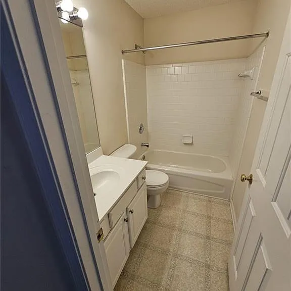 4407 Weham Ct — Photo 48