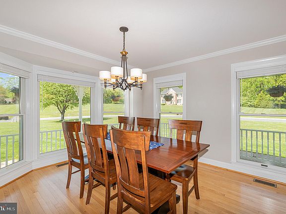 5th image of 2306 Cool Woods Ct