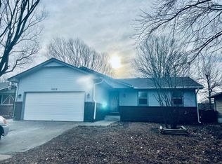10519 E Countryside St, Wichita, KS 67207