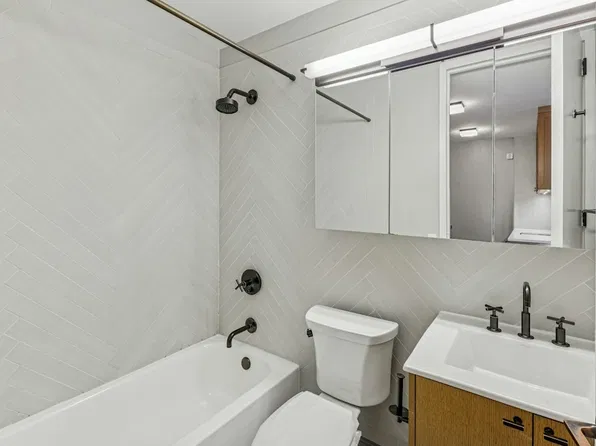 560 West 43rd Street image 1 of 17