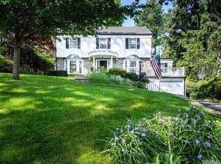 79 Vanderbilt Rd, Manhasset, NY 11030