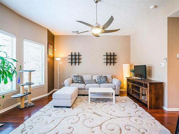 3rd image of 17807 Skyline Arbor Ter