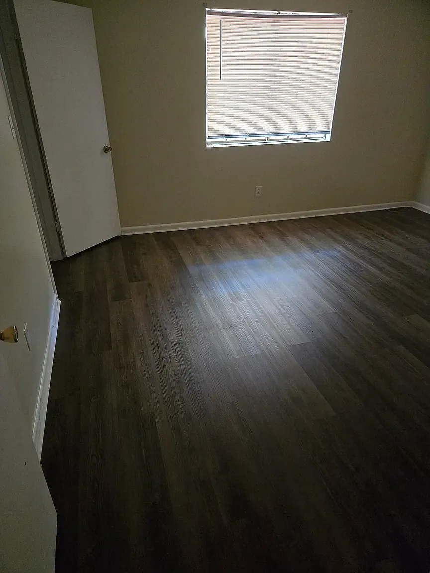 2 bed, 1.5 bath, 1000 sqft, $1,100 — Photo 4