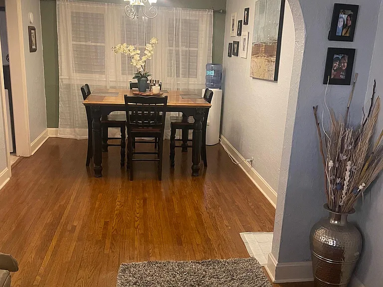 Current Renters Pictures