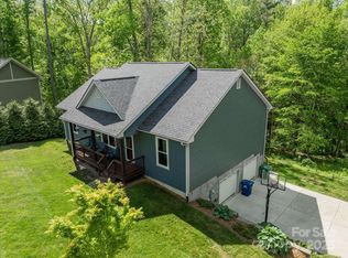 36 Nader Ave, Weaverville, NC 28787