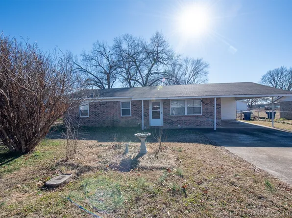 712 Varner Dr, Muldrow, OK 74948