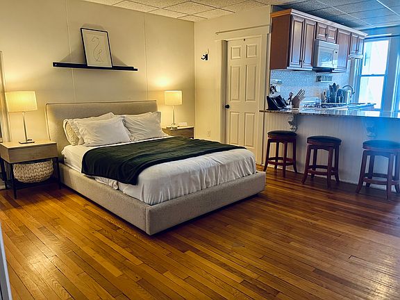5th image of 50 E Ridgewood Ave APT 1