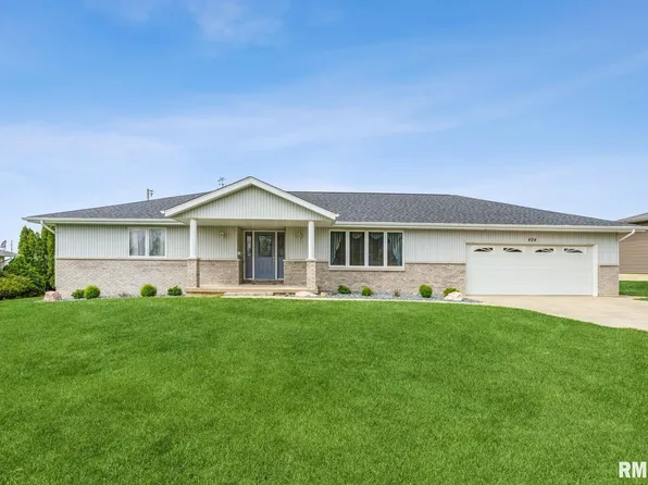 404 10th St, Lowden, IA 52255