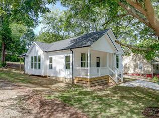 442 Poole St, Woodruff, SC 29388