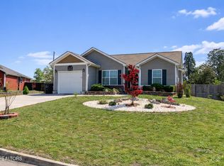 140 Hartfield Ln, Loudon, TN 37774