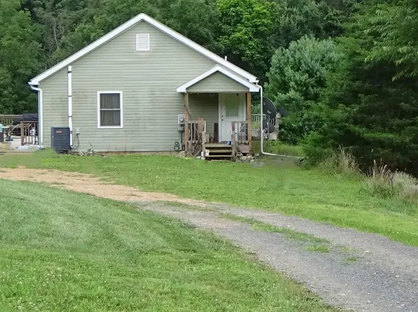 1013 Buckwheat Rd, Millerstown, PA 17062