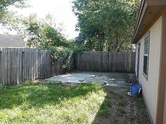 Rear Yard (Fenced)
